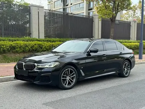 2021 BMW 5 Series 525Li M