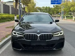 2021 BMW 5 Series 525Li M, чёрный — фото 2