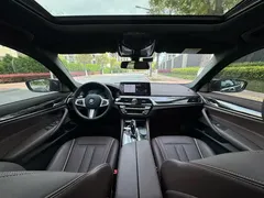 2021 BMW 5 Series 525Li M, чёрный — фото 5