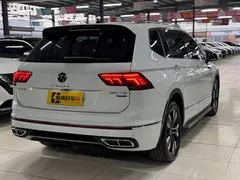 2022 Volkswagen Tiguan L 380TSI AT 4WD R-Line 7-seat, белый — фото 21