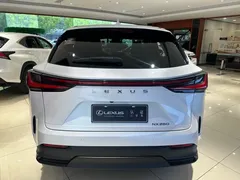 2022 Lexus NX 260, белый — фото 6