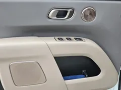2025 Li Auto i8 Standard, белый — фото 8