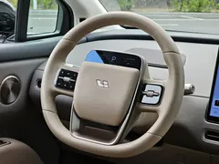 2025 Li Auto i8 Standard, белый — фото 9