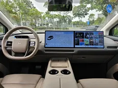 2025 Li Auto i8 Standard, белый — фото 10
