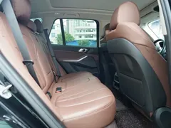 2021 BMW X5 xDrive40i M, чёрный — фото 6
