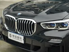 2021 BMW X5 xDrive40i M, чёрный — фото 10