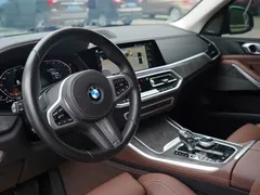2021 BMW X5 xDrive40i M, чёрный — фото 19