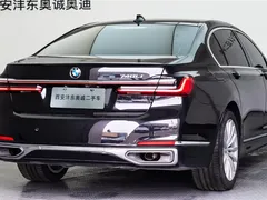 2021 BMW 7 Series 7 730Li, чёрный — фото 23