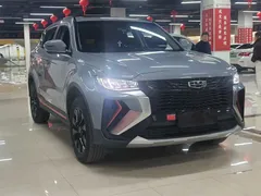 2022 Geely Atlas 1.8T DCT Smart — фото 2