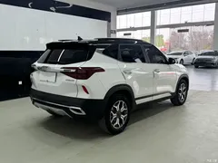 2021 Kia KX3 Propao 1.5L CVT refreshed, белый — фото 3