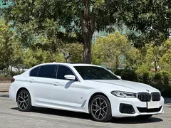 2021 BMW 5 Series 5 530Li M — фото 2