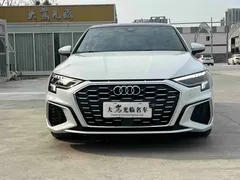 2023 Audi A3 Sportback 35 TFSI, белый — фото 2
