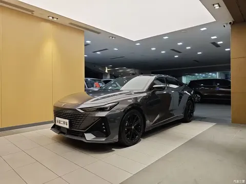 2022 Changan UNI-V 1.5T smart pilot model