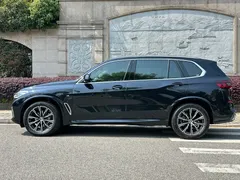 2022 BMW X5 xDrive 30Li M, чёрный — фото 3