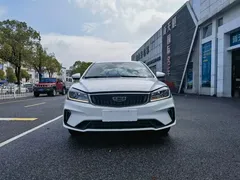 2021 Geely Emgrand 1.5L CVT, белый — фото 2