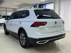 2023 Volkswagen Tiguan L 280TSI AT 2WD Limited Edition, белый — фото 4
