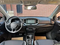 2021 Kia Yipao 1.4L CVT sunroof, белый — фото 17