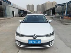 2021 Volkswagen 200TSI DSG, белый — фото 2
