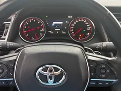 2019 Toyota Camry 2.0S Fashion VI, белый — фото 10