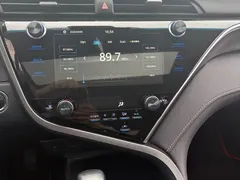 2019 Toyota Camry 2.0S Fashion VI, белый — фото 11