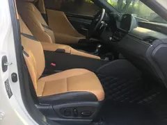 2021 Lexus ES 300h, белый — фото 15