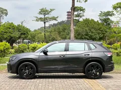 2023 Volkswagen Tayron 380TSI 4WD R-Line Pro Smart, чёрный — фото 4