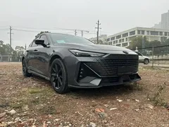2024 Changan UNI-V 1.5T exclusive model — фото 3