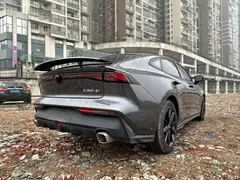 2024 Changan UNI-V 1.5T exclusive model — фото 4