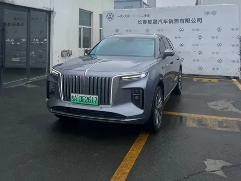 2022 Hongqi E-HS9 690km