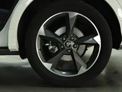 2023 Audi Q3 35 TFSI Fashion Sport 1.4T, белый — фото 21