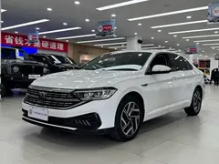 2023 Volkswagen Sagitar 300TSI DSG, белый — фото 1