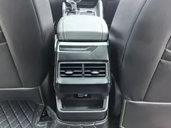 2023 Geely Preface 1.5TD, белый — фото 22