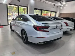 2022 Honda Accord 260TURBO Premium, белый — фото 4