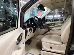 2021 Mercedes-Benz V-Class V 260, чёрный — фото 4