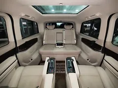 2021 Mercedes-Benz V-Class V 260, чёрный — фото 11