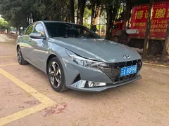 2022 Hyundai Elantra 240TGDi DCT LUX Premium — фото 2