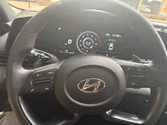 2022 Hyundai Elantra 240TGDi DCT LUX Premium — фото 11