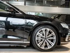 2021 Audi A8 A8L 55 TFSI quattro premium type, чёрный — фото 5