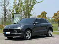 2021 Porsche Macan 2.0T — фото 1
