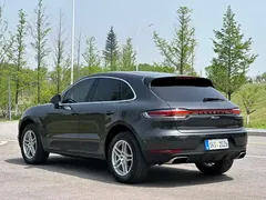 2021 Porsche Macan 2.0T — фото 4