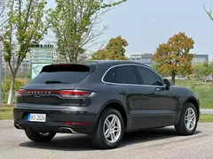 2021 Porsche Macan 2.0T — фото 7