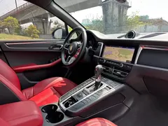 2021 Porsche Macan 2.0T — фото 15