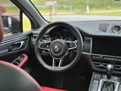 2021 Porsche Macan 2.0T — фото 20