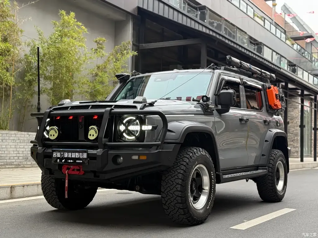 2022 Tank 300 2.0T Tank Ranger