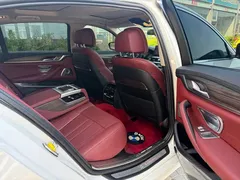 2022 BMW 5 Series 530Li Executive Luxury Package, белый — фото 11