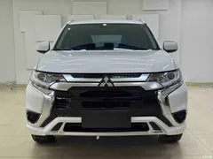 2021 Mitsubishi Outlander 2.0L 2WD 5 Seats, белый — фото 2
