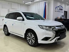 2021 Mitsubishi Outlander 2.0L 2WD 5 Seats, белый — фото 3