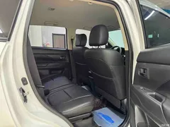 2021 Mitsubishi Outlander 2.0L 2WD 5 Seats, белый — фото 9