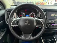 2021 Mitsubishi Outlander 2.0L 2WD 5 Seats, белый — фото 15