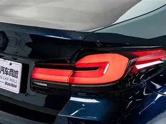 2022 BMW 5 Series 5 525i M, чёрный — фото 8